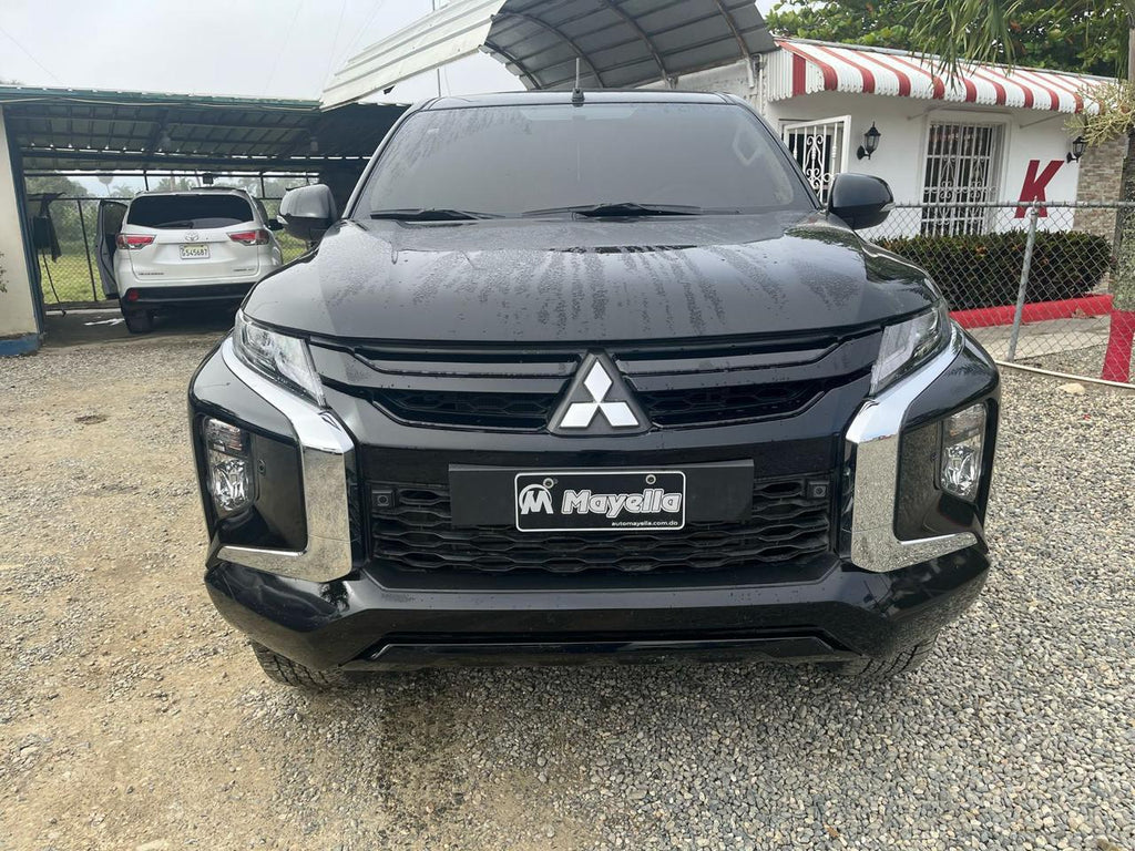 Mitsubishi L200 2025